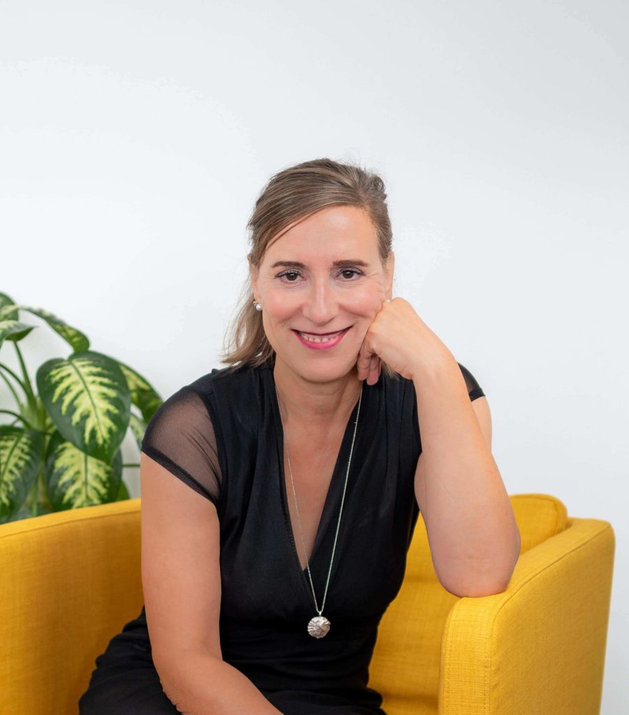 Dr. Christina Jacob, Geschäftsführerin von Smart PR in Düsseldorf.